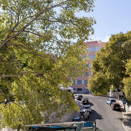 Joivy Elegant 1-Br Apartment In Perfect Centre Lissabon Buitenkant foto