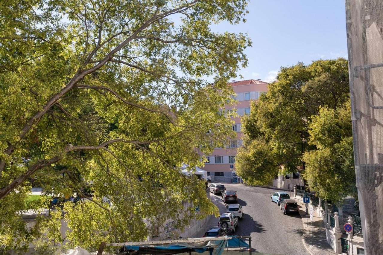 Joivy Elegant 1-Br Apartment In Perfect Centre Lissabon Buitenkant foto
